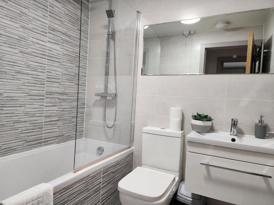 אוקספורד Horizon House, Luxury 2-Bedroom Flat 3 מראה חיצוני תמונה